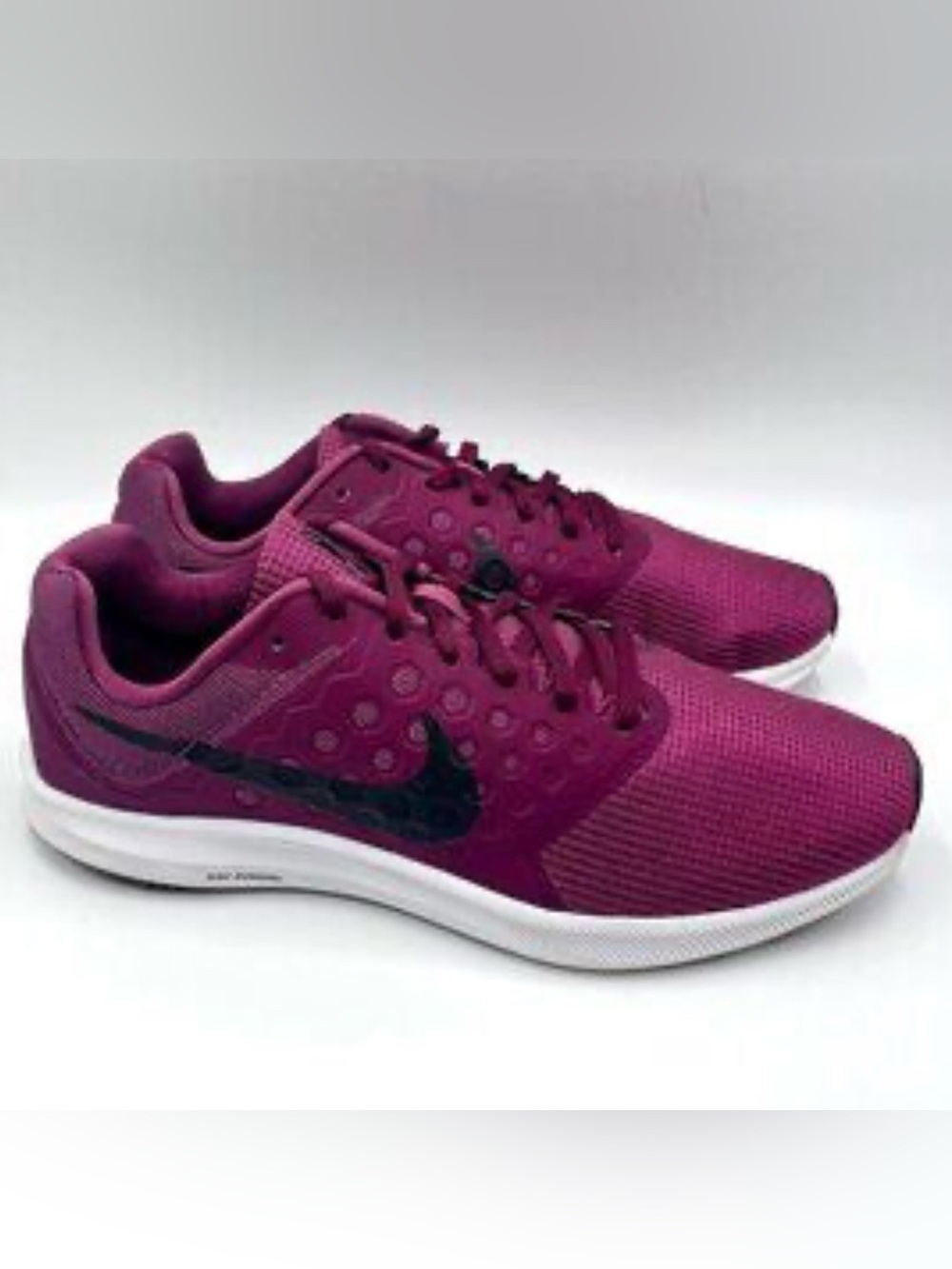 Nike Downshifter 7 Plum Running Shoes Women’s Size 8.5